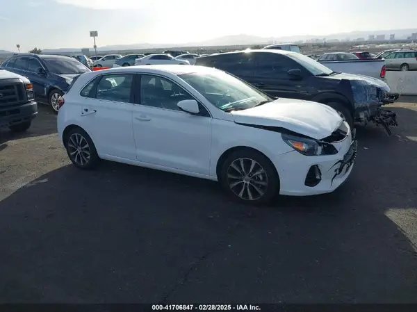 KMHH35LE7KU090303 2019 HYUNDAI ELANTRA - Image 1