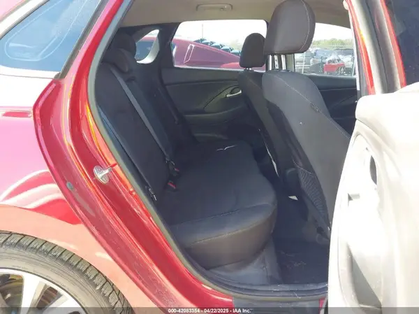 KMHH35LE7KU094657 2019 HYUNDAI ELANTRA - Image 8