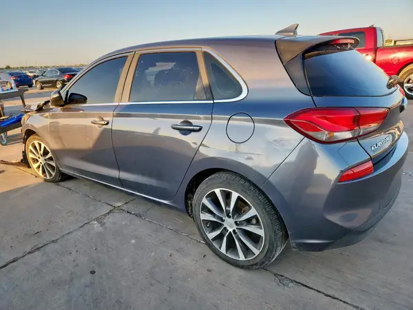 KMHH35LE7KU100103 2019 HYUNDAI ELANTRA - Image 2