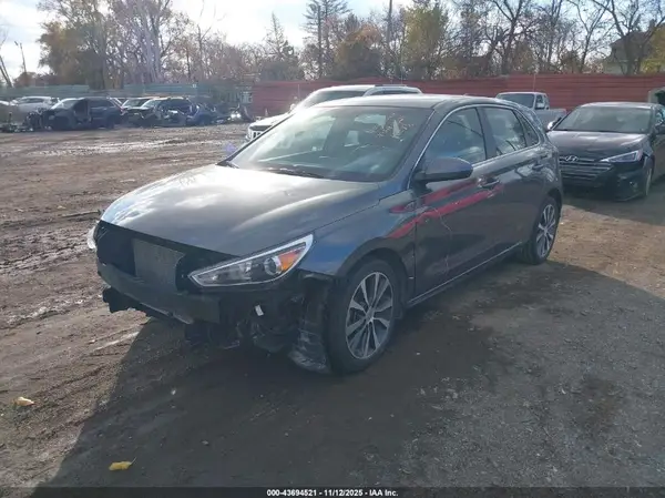 KMHH35LE7KU105866 2019 HYUNDAI ELANTRA - Image 2