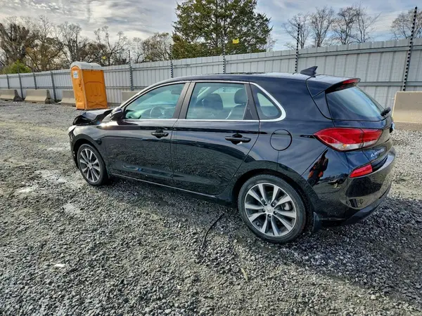 KMHH35LE7LU140103 2020 HYUNDAI ELANTRA - Image 2