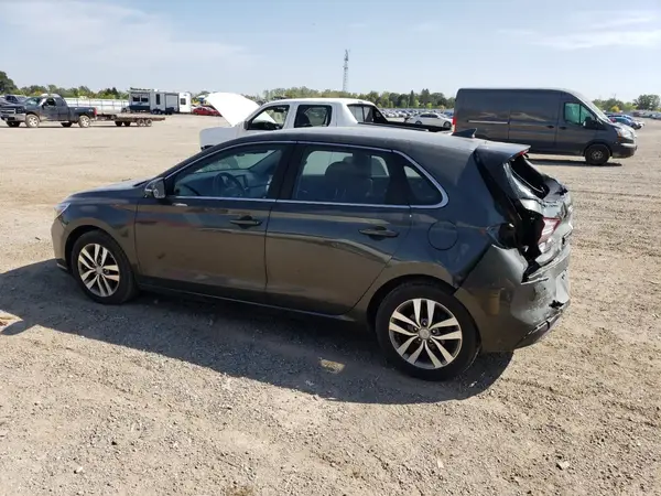 KMHH35LE7LU145897 2020 HYUNDAI ELANTRA - Image 2