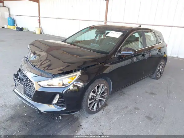KMHH35LE8JU013275 2018 HYUNDAI ELANTRA - Image 2