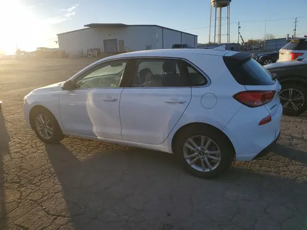 KMHH35LE8JU013311 2018 HYUNDAI ELANTRA - Image 2