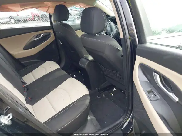 KMHH35LE8JU013793 2018 HYUNDAI ELANTRA - Image 8