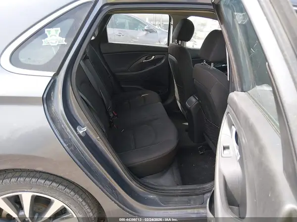 KMHH35LE8JU021196 2018 HYUNDAI ELANTRA - Image 8