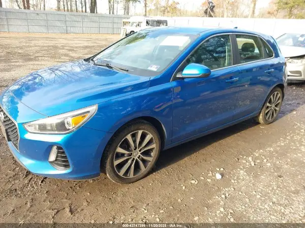 KMHH35LE8JU024213 2018 HYUNDAI ELANTRA - Image 2