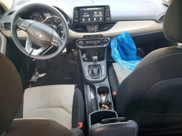 KMHH35LE8JU030402 2018 HYUNDAI ELANTRA - Image 8