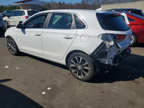 KMHH35LE8JU032618 2018 HYUNDAI ELANTRA - Image 2