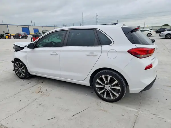 KMHH35LE8JU039701 2018 HYUNDAI ELANTRA - Image 2
