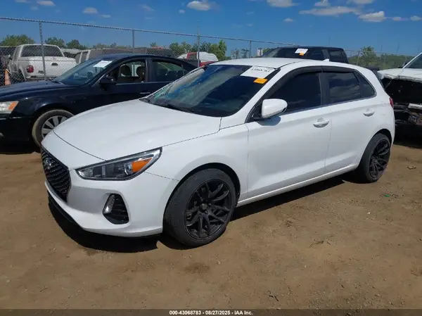 KMHH35LE8JU057583 2018 HYUNDAI ELANTRA - Image 2