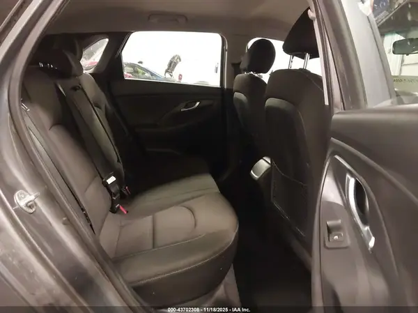 KMHH35LE8JU068728 2018 HYUNDAI ELANTRA - Image 8