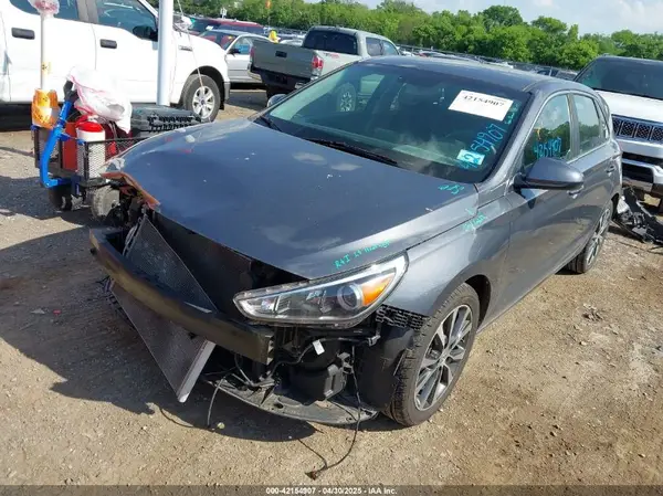 KMHH35LE8JU074206 2018 HYUNDAI ELANTRA - Image 2
