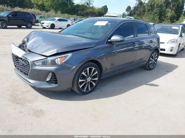KMHH35LE8KU091878 2019 HYUNDAI ELANTRA - Image 2