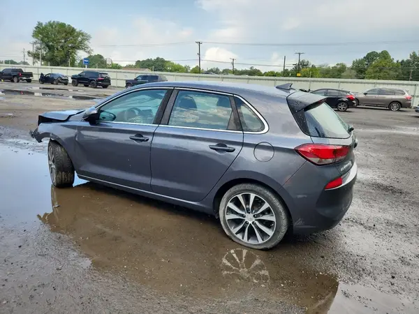 KMHH35LE8KU092870 2019 HYUNDAI ELANTRA - Image 2