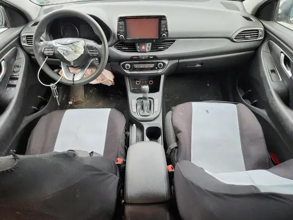 KMHH35LE8KU092870 2019 HYUNDAI ELANTRA - Image 8