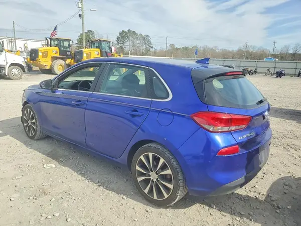 KMHH35LE8KU102782 2019 HYUNDAI ELANTRA - Image 2