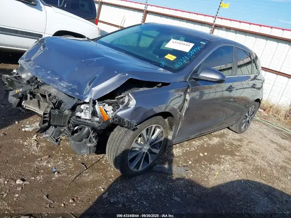 KMHH35LE8KU104144 2019 HYUNDAI ELANTRA - Image 2