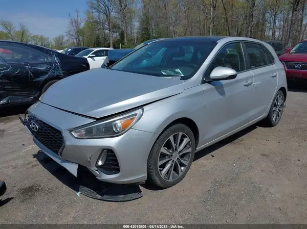 KMHH35LE8KU106251 2019 HYUNDAI ELANTRA - Image 2