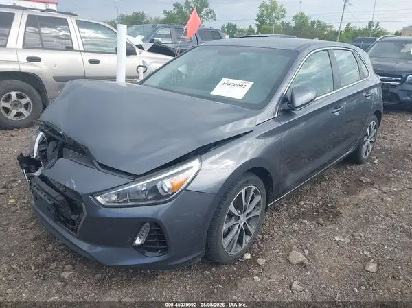 KMHH35LE8KU116357 2019 HYUNDAI ELANTRA - Image 2