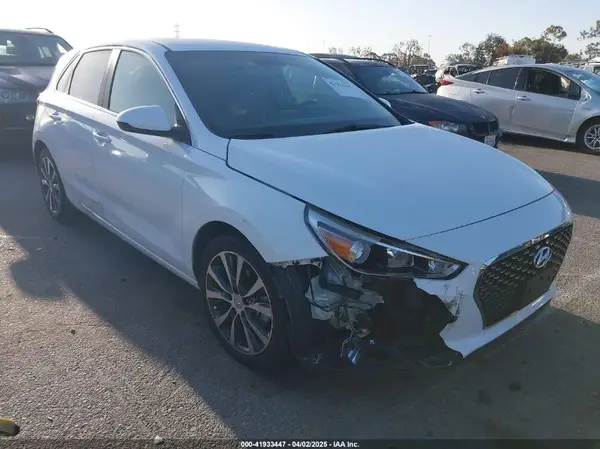 KMHH35LE8LU121513 2020 HYUNDAI ELANTRA - Image 1