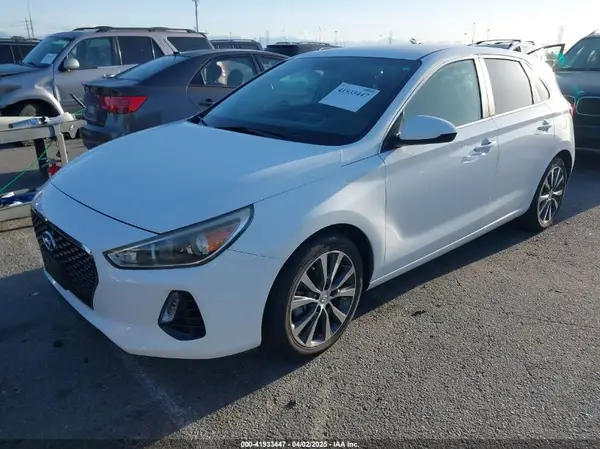 KMHH35LE8LU121513 2020 HYUNDAI ELANTRA - Image 2