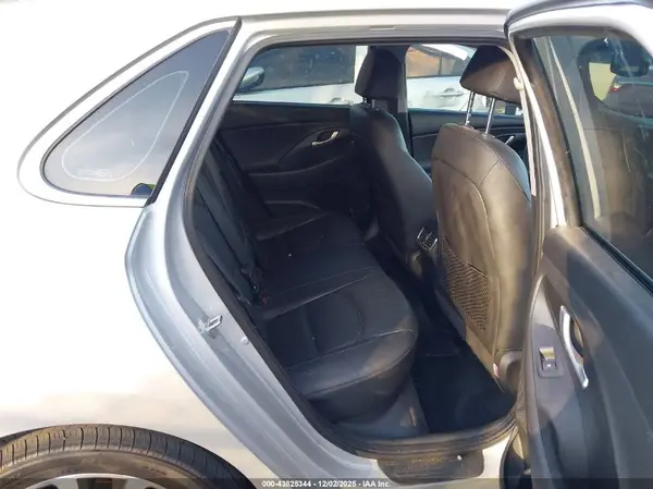 KMHH35LE9JU008764 2018 HYUNDAI ELANTRA - Image 8