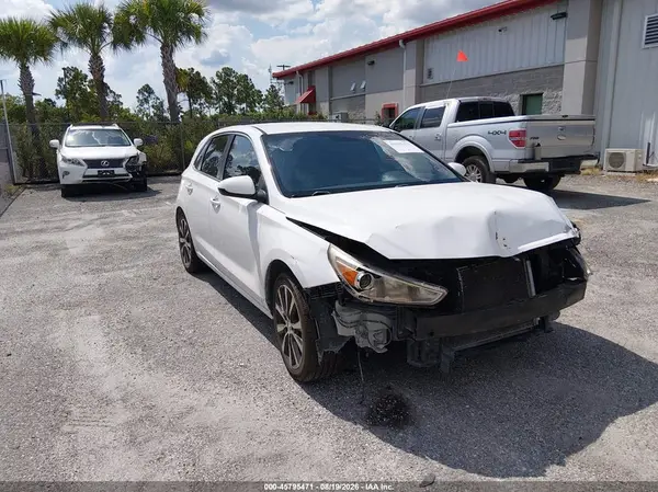 KMHH35LE9JU010157 2018 HYUNDAI ELANTRA - Image 1