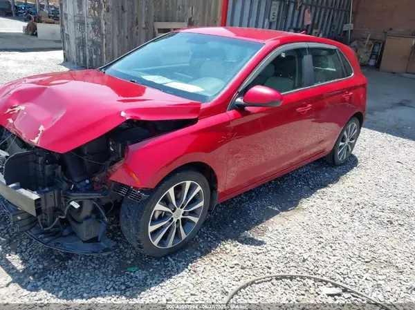 KMHH35LE9JU011146 2018 HYUNDAI ELANTRA - Image 2