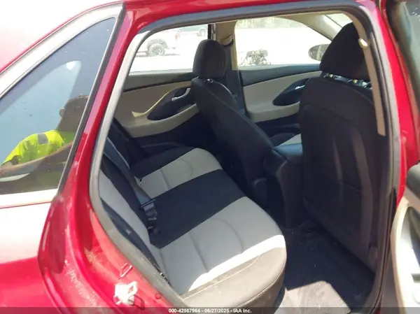 KMHH35LE9JU011146 2018 HYUNDAI ELANTRA - Image 8