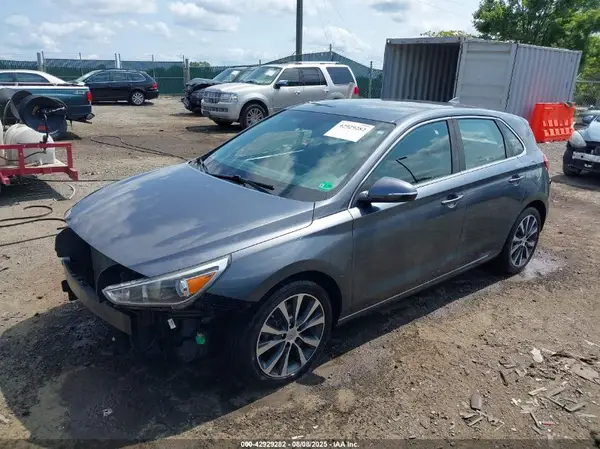 KMHH35LE9JU011695 2018 HYUNDAI ELANTRA - Image 2