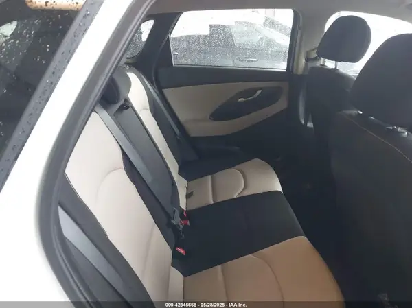 KMHH35LE9JU013527 2018 HYUNDAI ELANTRA - Image 8