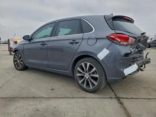 KMHH35LE9JU018422 2018 HYUNDAI ELANTRA - Image 2