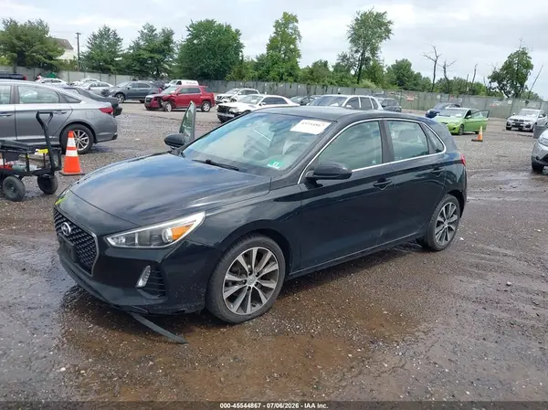 KMHH35LE9JU025757 2018 HYUNDAI ELANTRA - Image 2