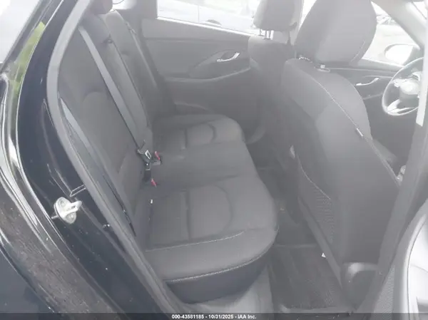 KMHH35LE9JU028402 2018 HYUNDAI ELANTRA - Image 8