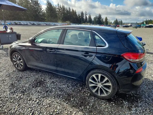 KMHH35LE9JU028772 2018 HYUNDAI ELANTRA - Image 2