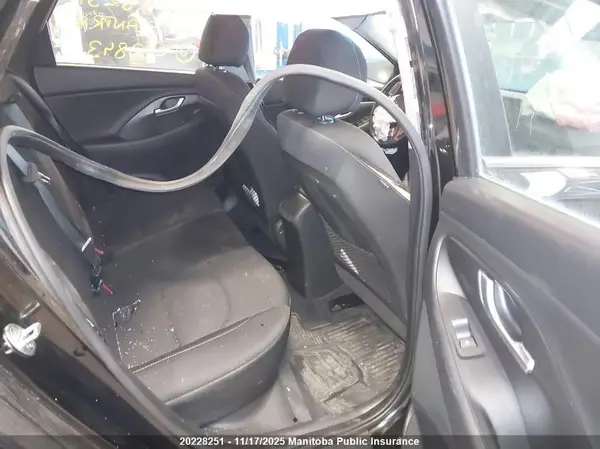 KMHH35LE9JU033843 2018 HYUNDAI ELANTRA - Image 8