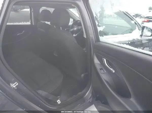 KMHH35LE9JU037620 2018 HYUNDAI ELANTRA - Image 8