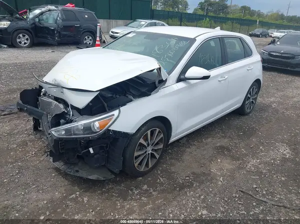 KMHH35LE9JU060217 2018 HYUNDAI ELANTRA - Image 2