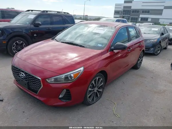 KMHH35LE9JU062775 2018 HYUNDAI ELANTRA - Image 2