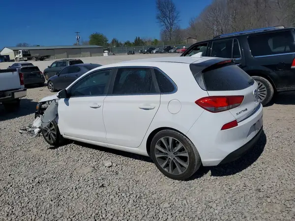 KMHH35LE9JU063716 2018 HYUNDAI ELANTRA - Image 2