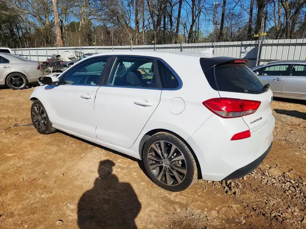KMHH35LE9JU067300 2018 HYUNDAI ELANTRA - Image 2