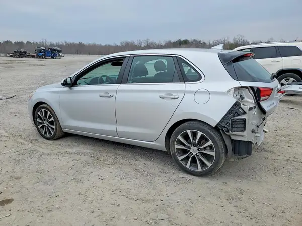 KMHH35LE9JU071055 2018 HYUNDAI ELANTRA - Image 2