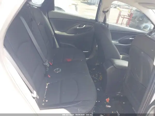 KMHH35LE9JU083142 2018 HYUNDAI ELANTRA - Image 8