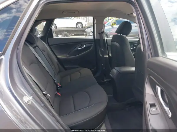 KMHH35LE9KU106792 2019 HYUNDAI ELANTRA - Image 8