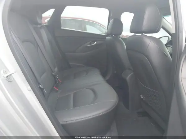 KMHH35LE9LU137851 2020 HYUNDAI ELANTRA - Image 8