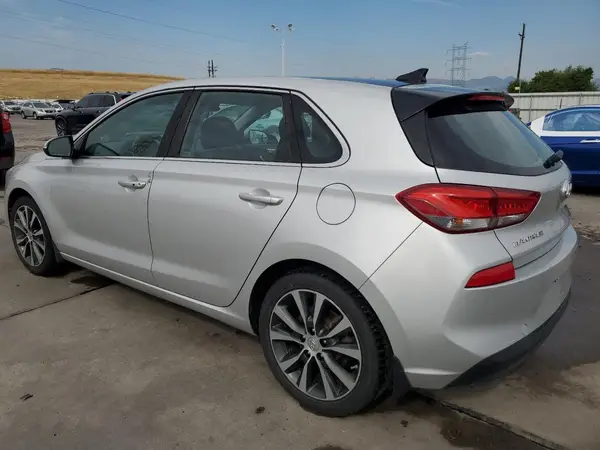 KMHH35LEXJU008966 2018 HYUNDAI ELANTRA - Image 2