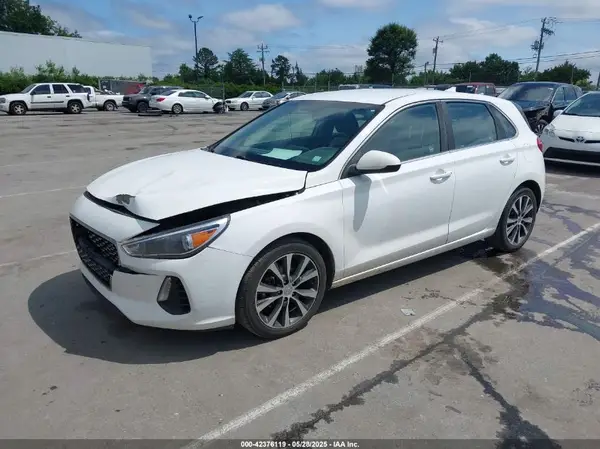 KMHH35LEXJU011561 2018 HYUNDAI ELANTRA - Image 2