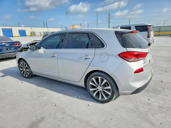 KMHH35LEXJU017635 2018 HYUNDAI ELANTRA - Image 2
