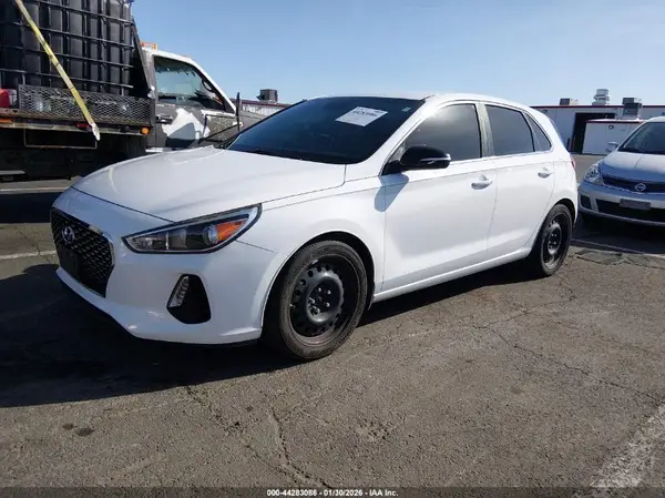 KMHH35LEXJU018123 2018 HYUNDAI ELANTRA - Image 2